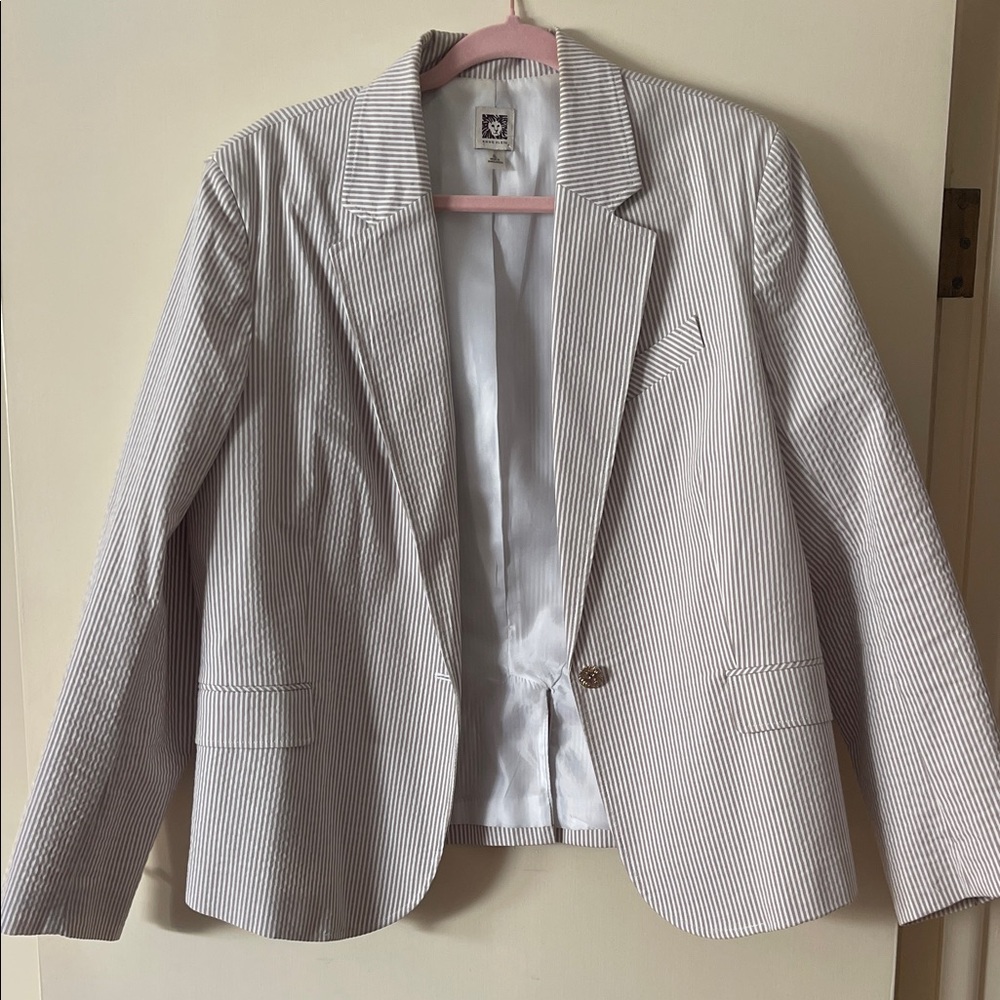 NWOT - Tan and White Striped Anne Klein Blazer - size XL